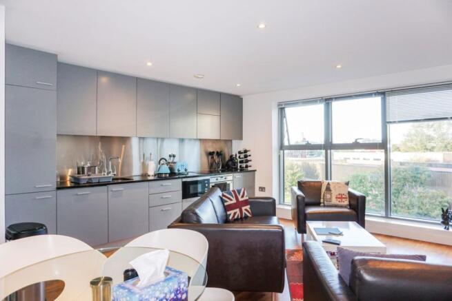 Lounge / Kitchen