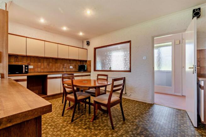 8576308-interior07-800.jpg
