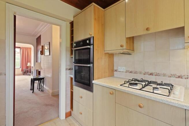 3 bed Semi-Detached for sale Image 8