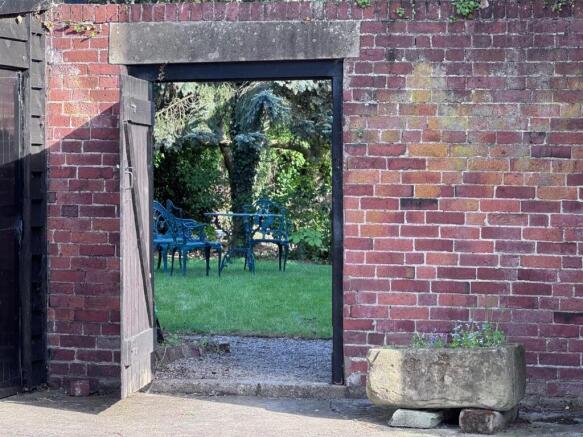 archway garden table shot.jpg