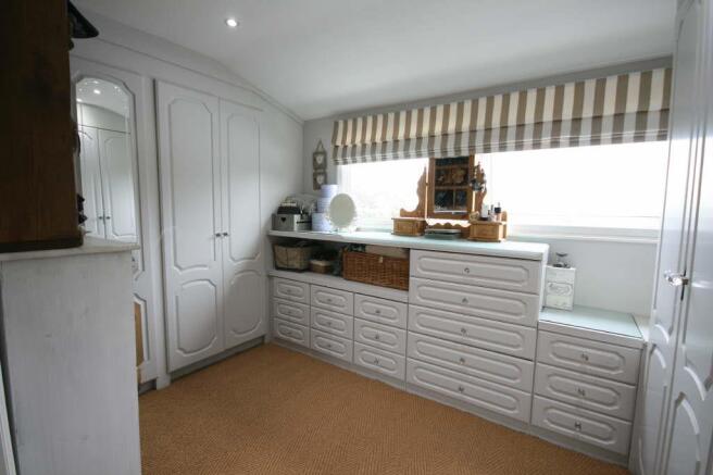 DRESSING ROOM