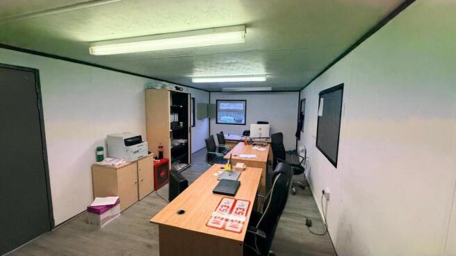 Land to rent Image 10