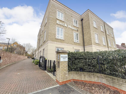 Flat 9, Beck House, 174 Twickenham Road, Isleworth, Greater London TW7 7DJ