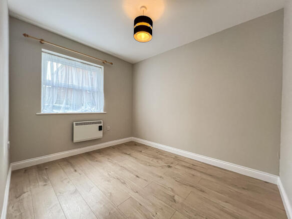 35 Kernal Road -  bed 2