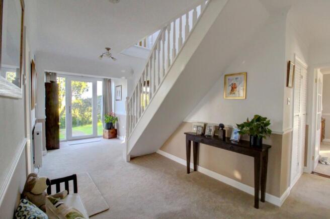 Entrance hall 2