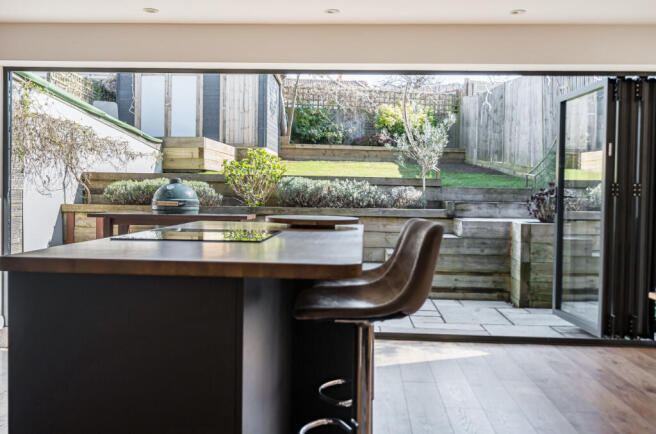 1433310-13-69bc26...