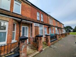 9, Orchard Road, East Cowes PO32 6DU