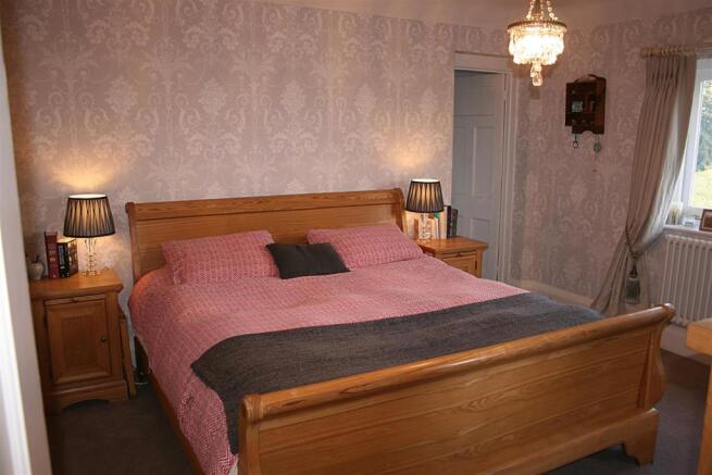 bed1.JPG