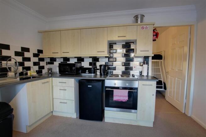 Lounge/Kitchen