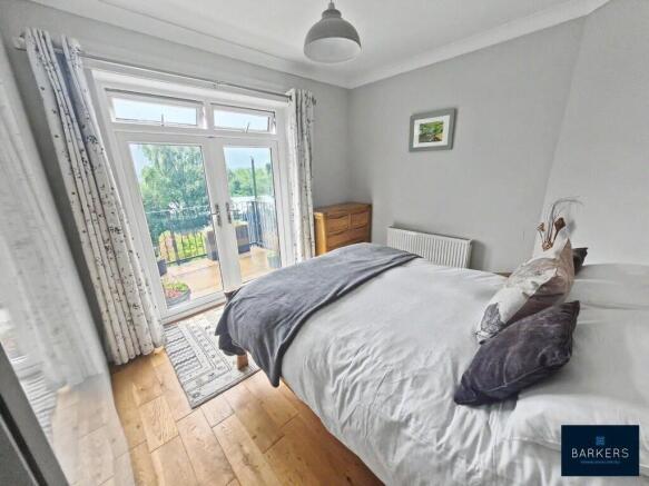 2 bed Semi-Detached Bungalow for sale Image 11