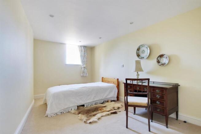 Bedroom 3.jpg