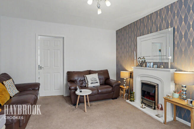3 bed Semi-Detached for sale Image 4