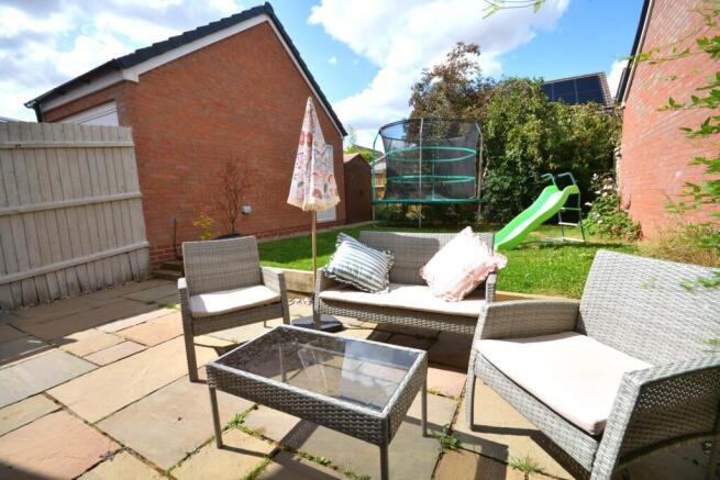Sheepcote Drive, Long Lawford photo 4