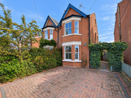 Upper Moorgreen Road, Cowes, PO31
