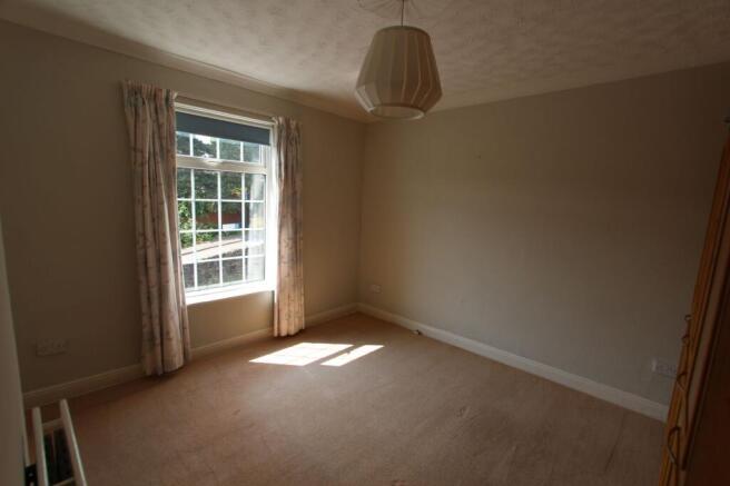 3 bed Not Specified to rent Image 7