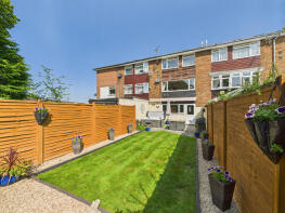 25, Slade Road, High Wycombe HP14 3QQ
