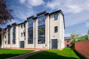 Flat 2, 162, Bury Old Road, Manchester M7 4QY