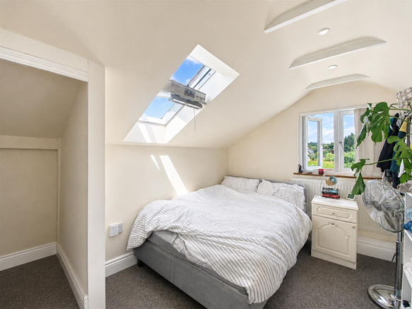 BEDROOM 2.png