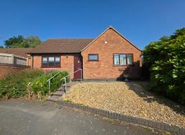 2, St James Gardens, Bulkington, Bedworth CV12 9NT