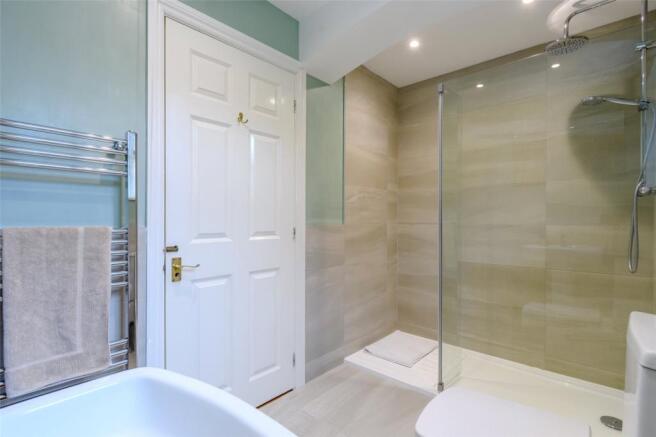 Family Shower Room