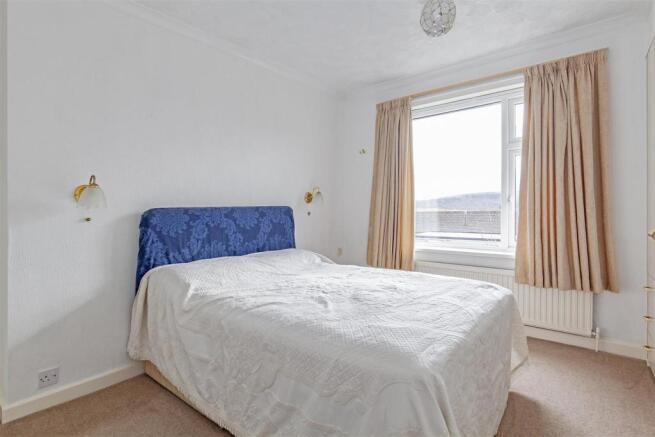 Bedroom 1-2.jpg