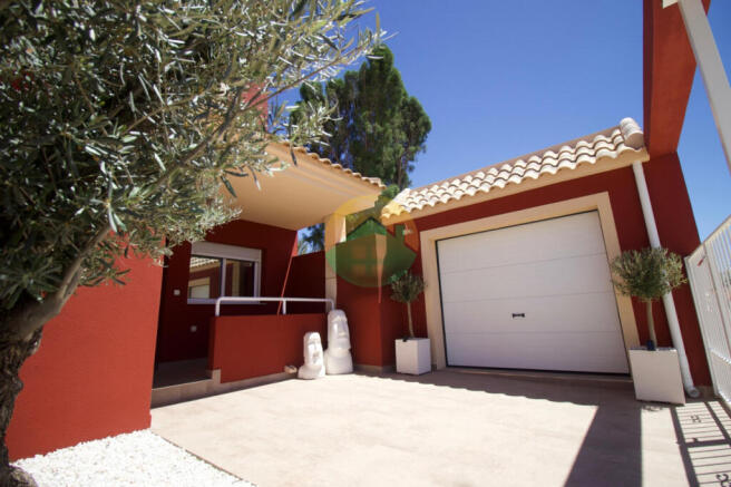 3 Bedroom Semi - Detached For Sale-PIN26-3