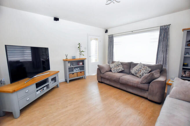 Lounge 2