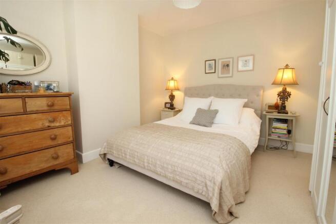 bed 1 x 2.JPG