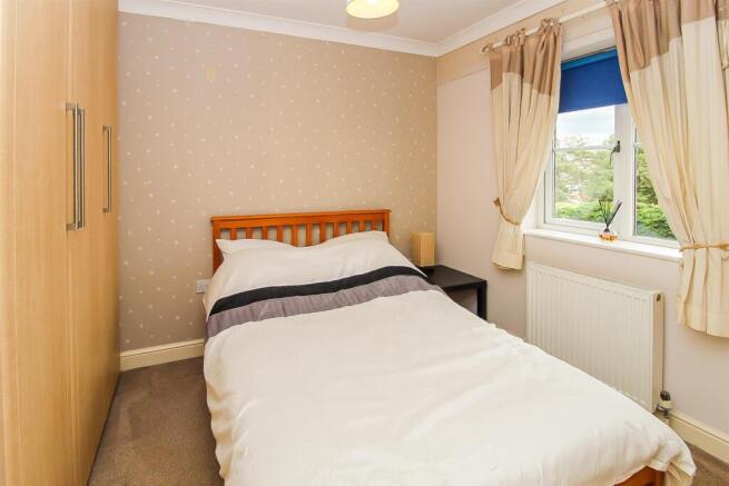 3 bed Town House for sale Image 6