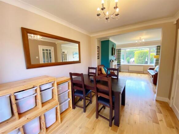 Dining Area 3.jpg