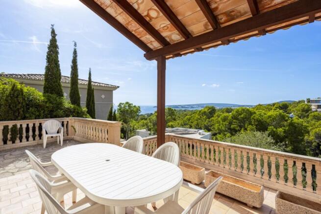 Covered Terrace