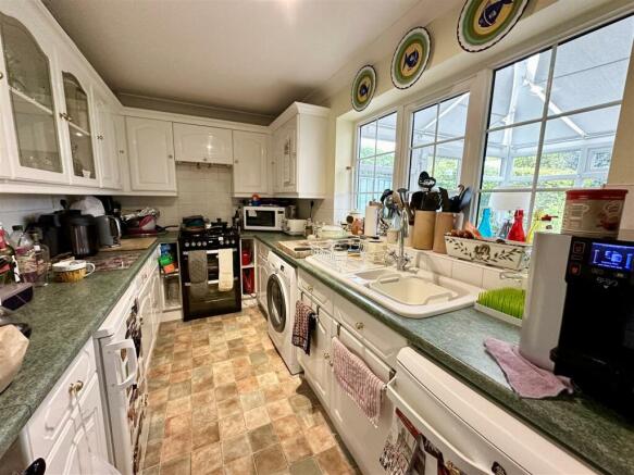 kitchen.JPEG