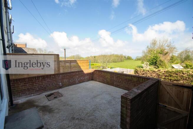 2 bed Terraced for sale Image 7