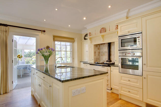 Dining kitchen