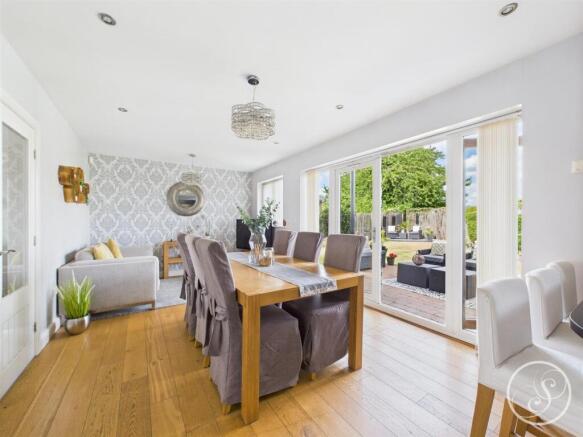Kitchen/Diner/Family Room