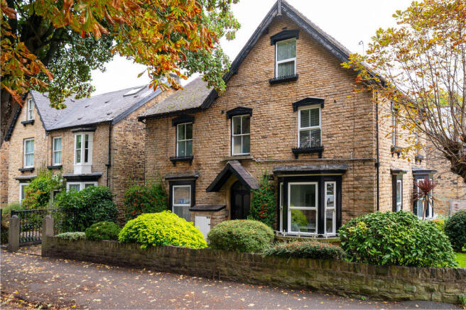 1-bed flat on Crescent Road, Nether Edge, Sheffield, £140,000