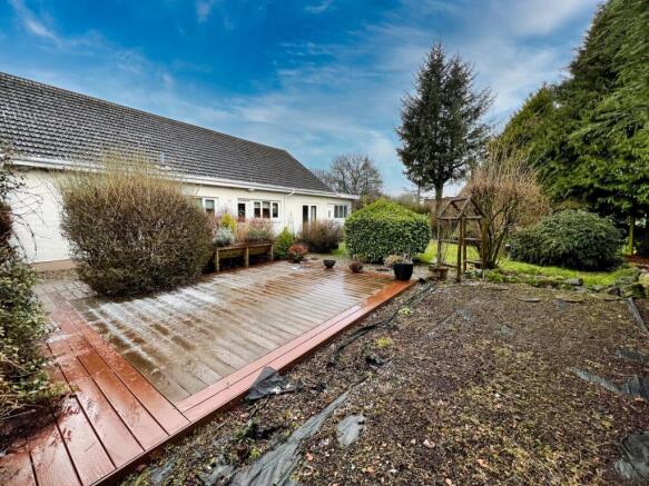 032