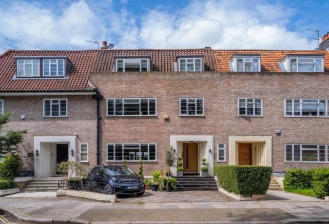 6-bed terraced on Hyde Park Street, Hyde Park, £5,750,000