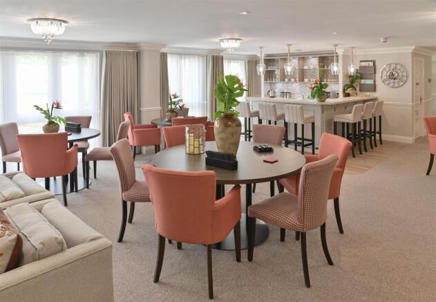 St Andrews Lodge Chippenham  Owners Lounge & Coffe