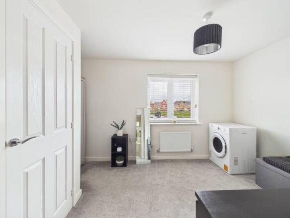 2 bed Terraced for sale Image 9