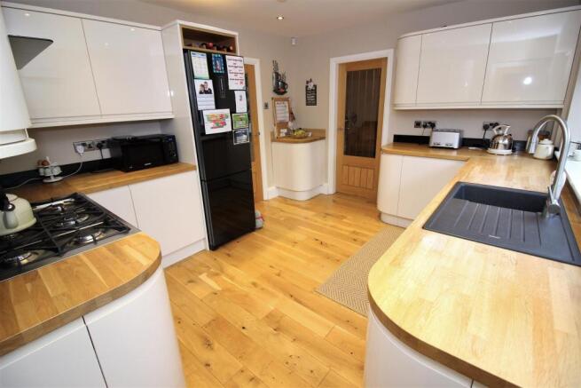 kitchen.1.jpg