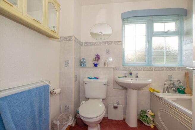 Photo 12