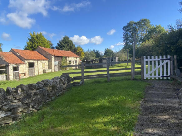 3 bed Cottage to rent Image 12