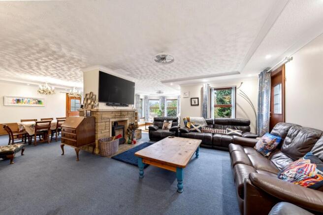 Lounge/Dining/Conservatory