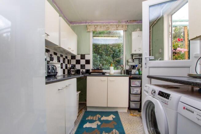 Utility Room / garag