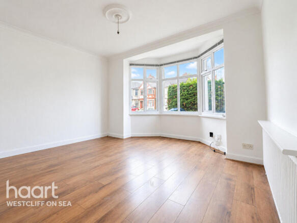 Northview Drive, WESTCLIFF-ON-SEA photo 3
