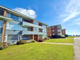 Flat 5, Dolphin Court, Dolphin Way, Littlehampton BN16 2EN