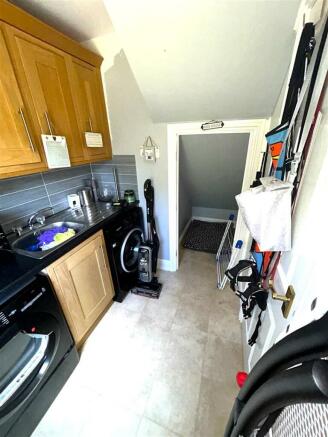 utility room.JPG
