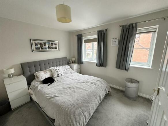 Bedroom.JPG