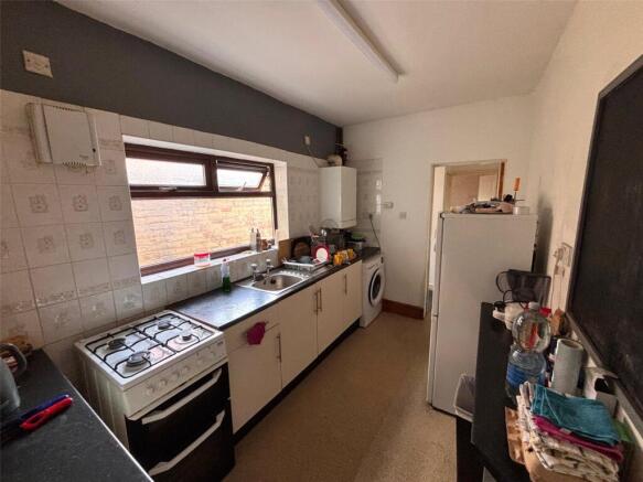 4 bed Terraced for sale Image 4